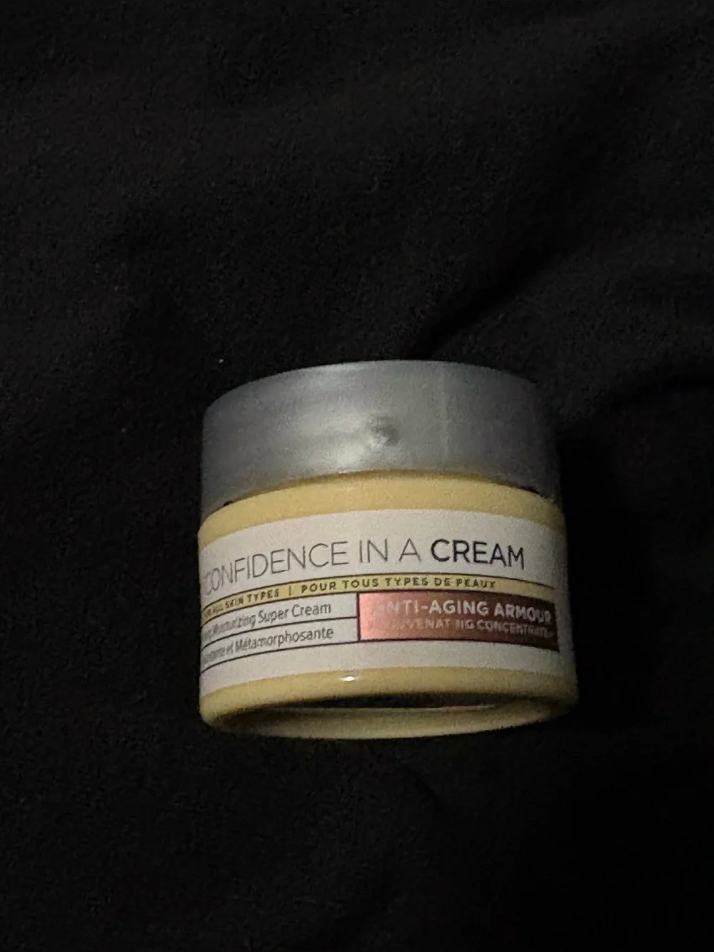 IT Cosmetics Confidence in a Cream Anti-Aging Hydrating Moisturizer new